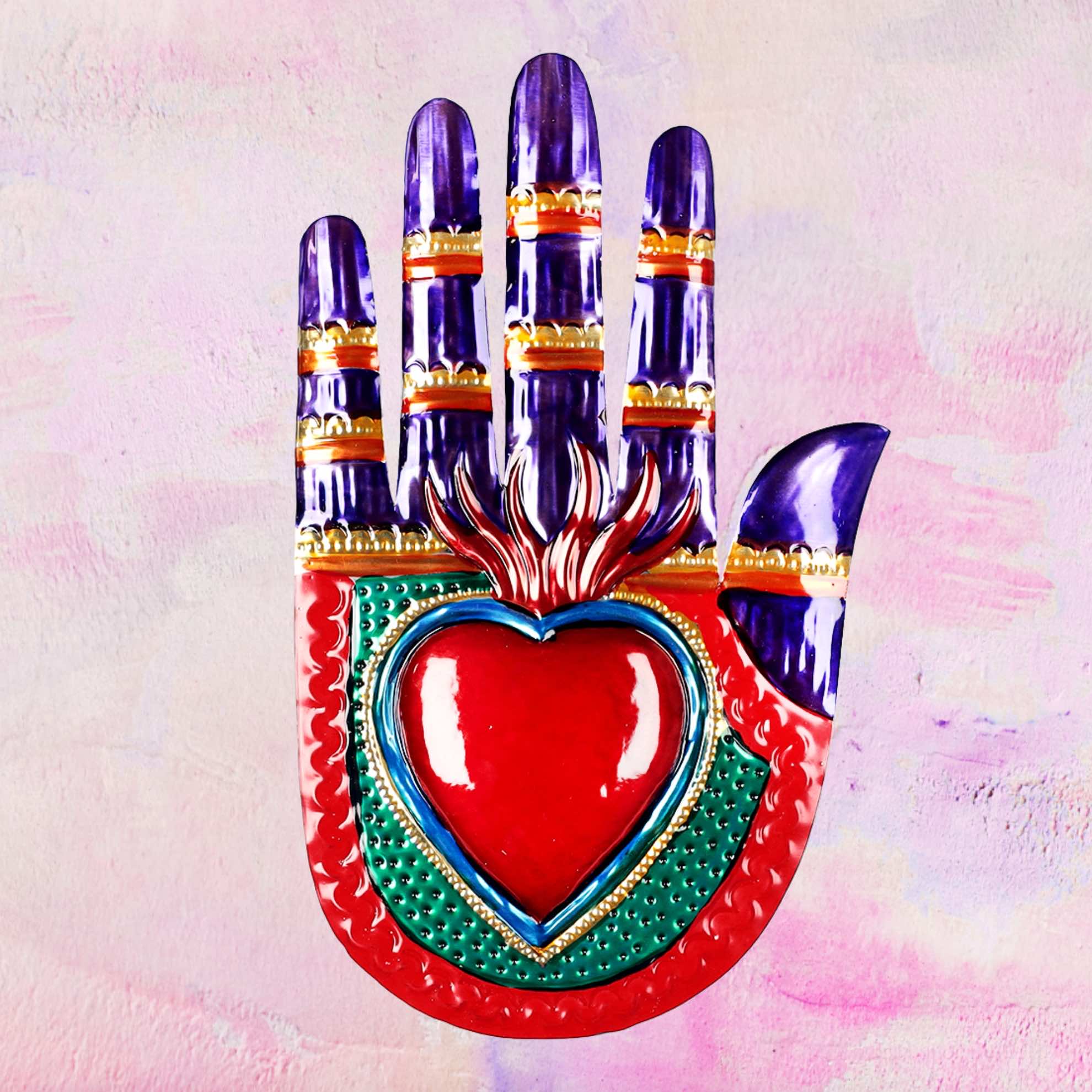 Mano "Vintage Design" con Cuore Sacro