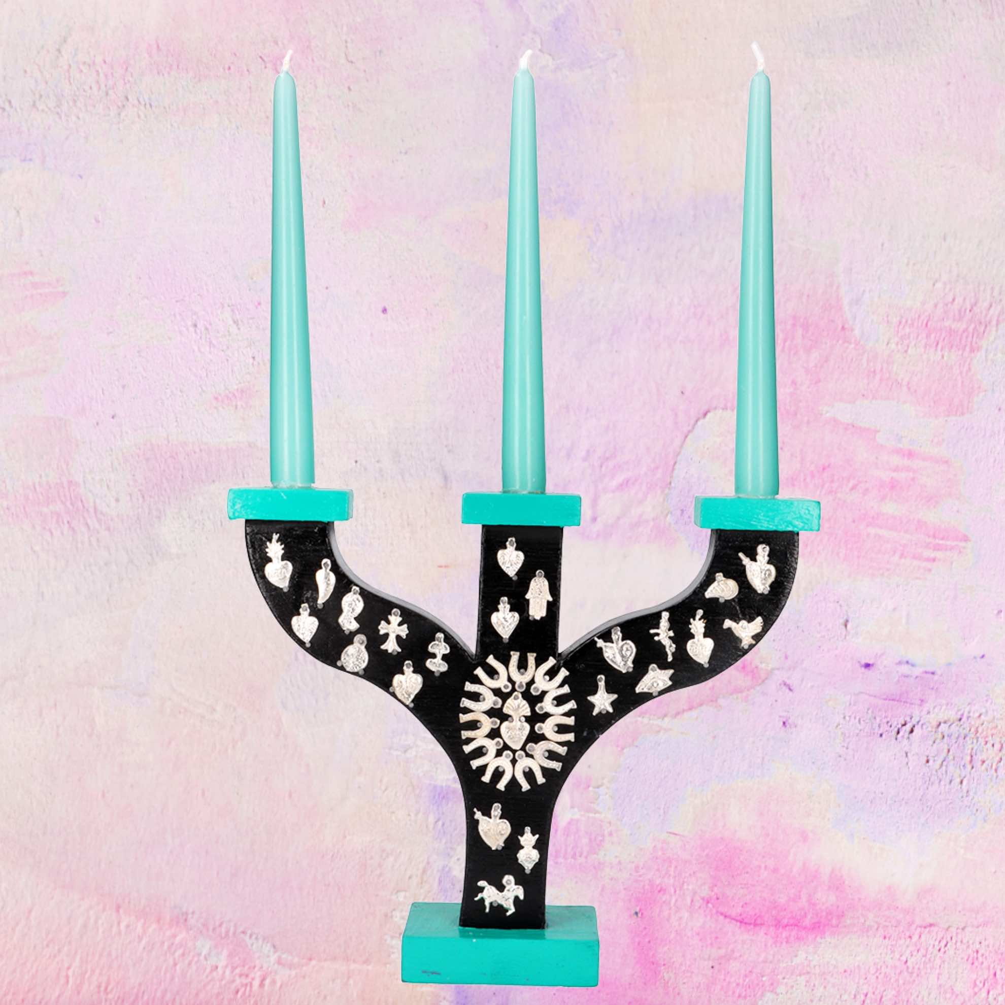 "Primitivo" candlestick with Milagros