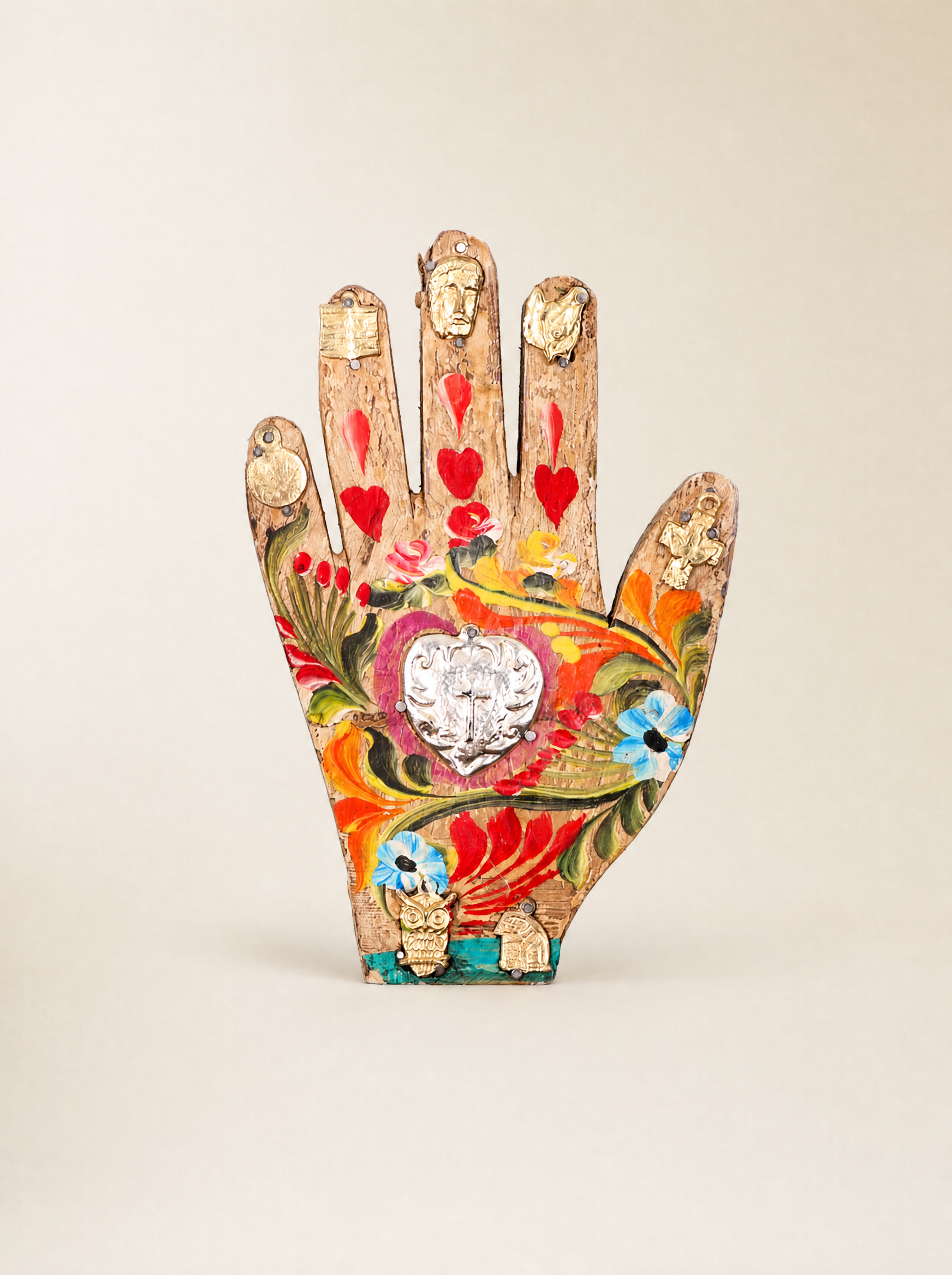 Mano in Legno con Milagros