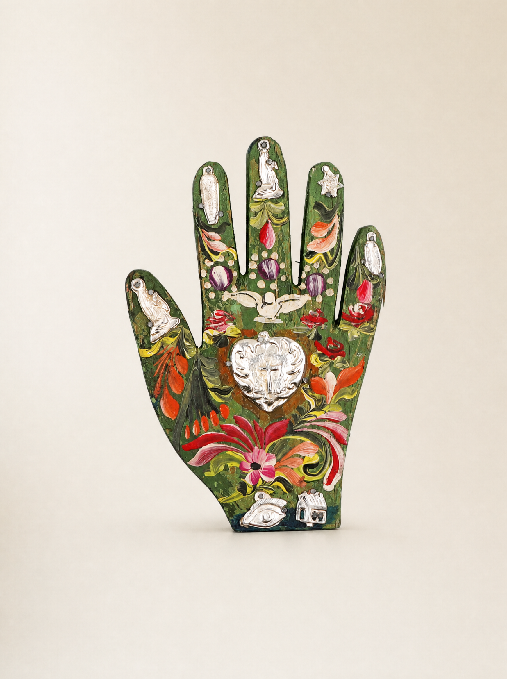 Mano in Legno con Milagros