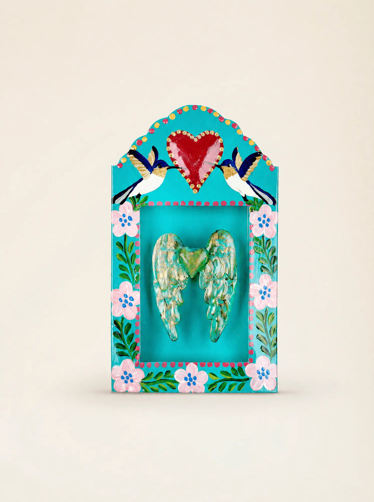 Vitrine avec ailes de colibri