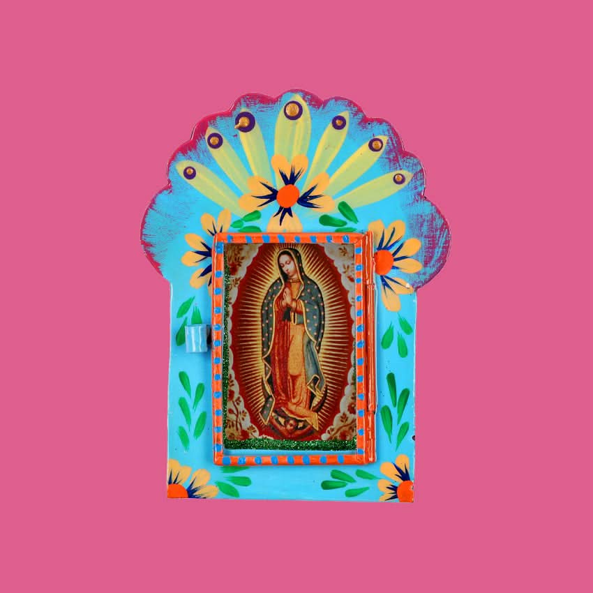 decorazione da muro teca votiva altare metallo artigianato messicano vergine di Guadalupe finestra in vetro dipinta a mano