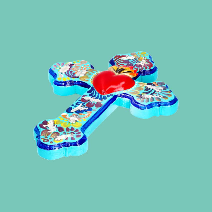 Decorazione da muro artigianato croce con cuore sacro Milagros messicano ex voto in legno dipinto con ciondoli porta fortuna