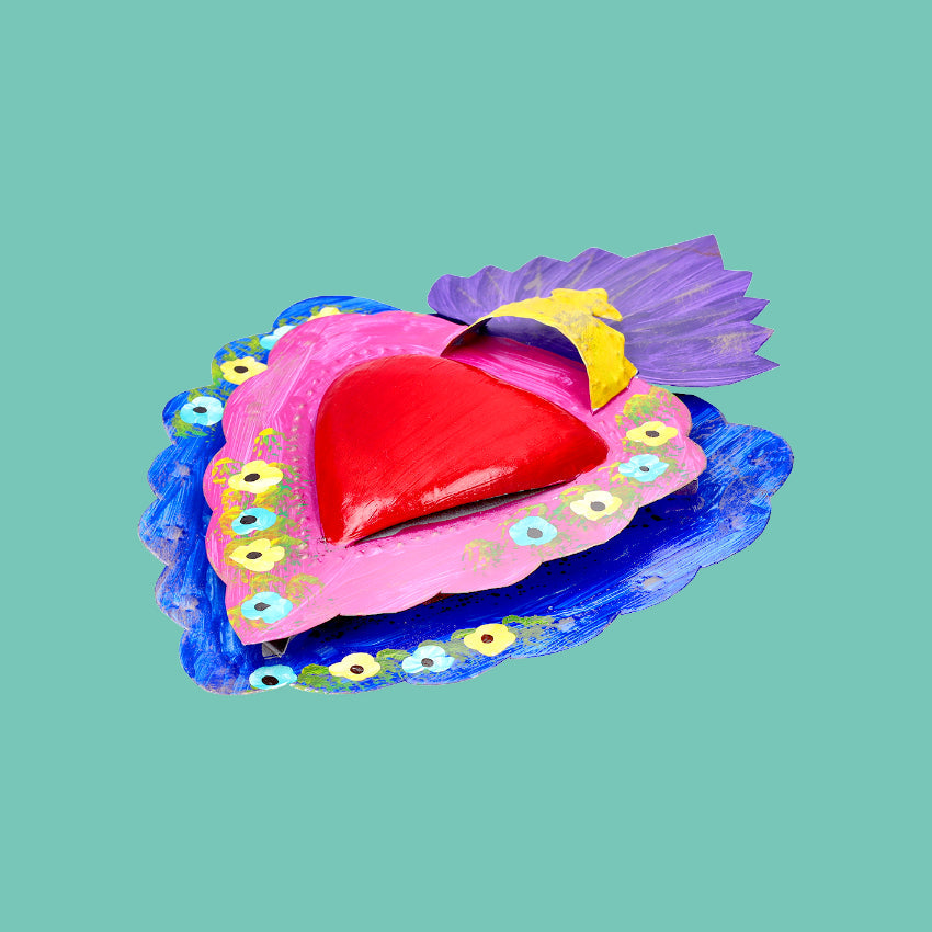 Decorazione da muro Cuore sacro Milagros artigianato messicano ex voto colorato originale in metallo dipinto disegno floreale
