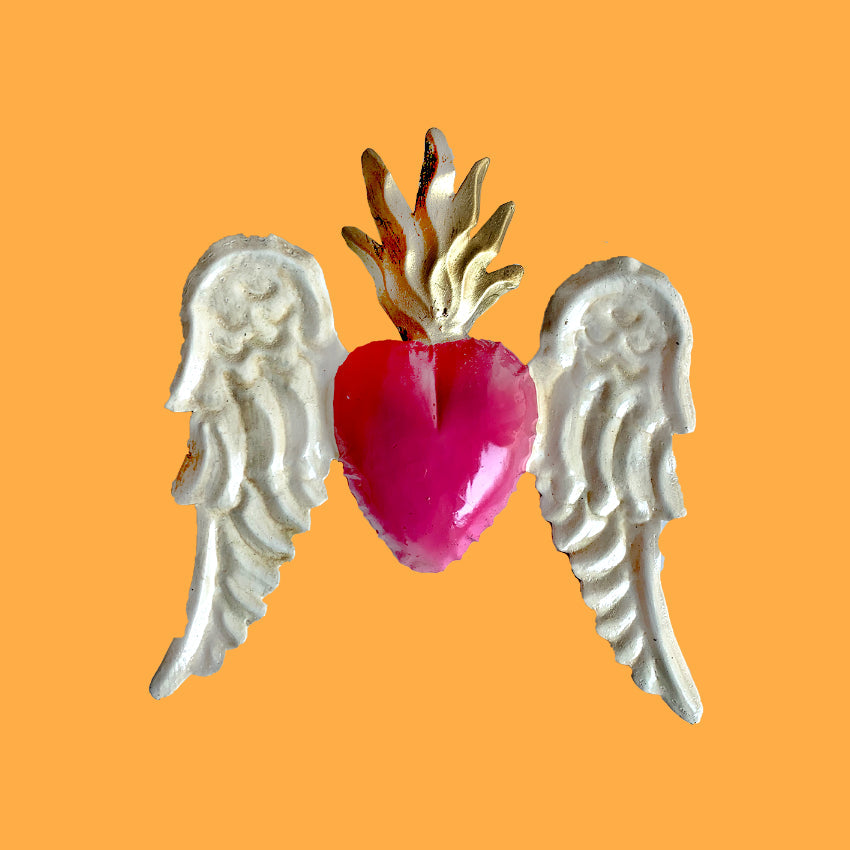 Decorazione da muro artigianale Cuore sacro Milagros messicano ex voto colorato originale in metallo dipinto a mano con ali