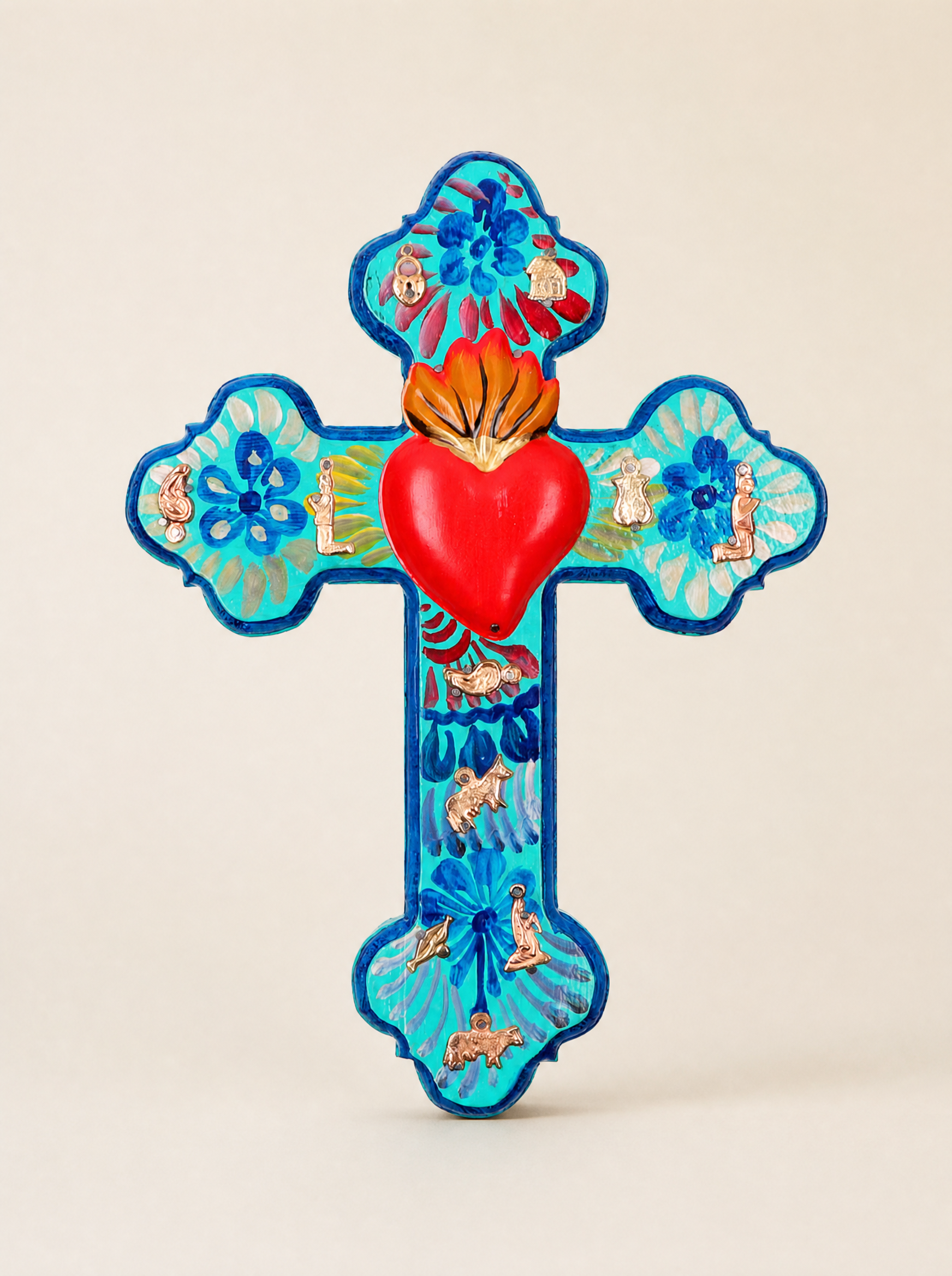 Croce Folk in Legno con Cuore 3D