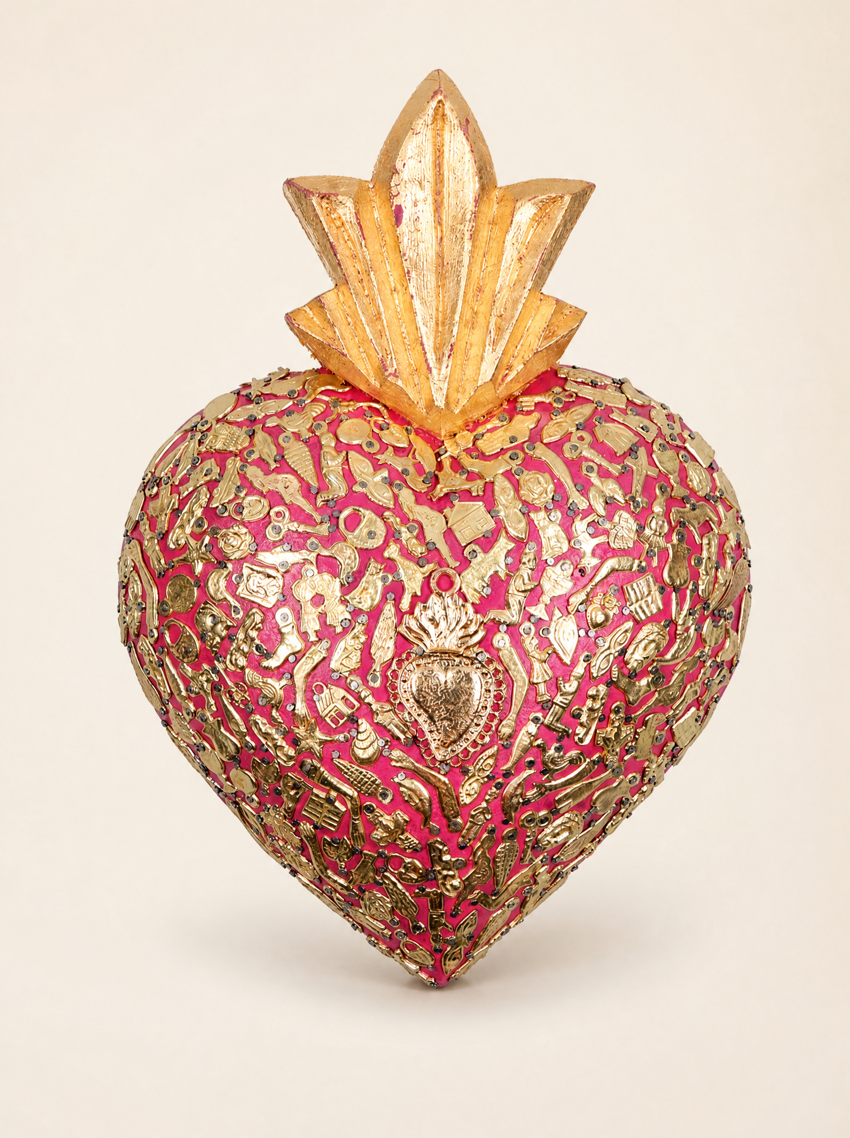 Maxi Sacred Heart with Milagros