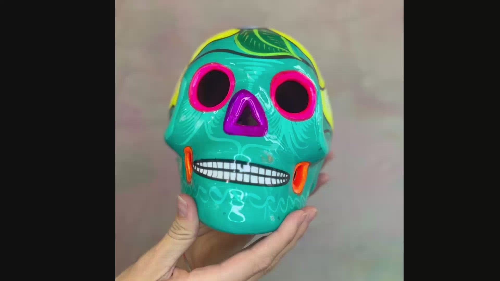 Decorazione arredo casa da tavolo teschio in ceramica artigianato messicano ex voto con disegno fiori calavera portafortuna