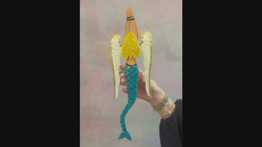 Decorazione da muro artigianato messicano ex voto sirena angelo simbolo femminile dipinta a mano con ali in metallo colorato