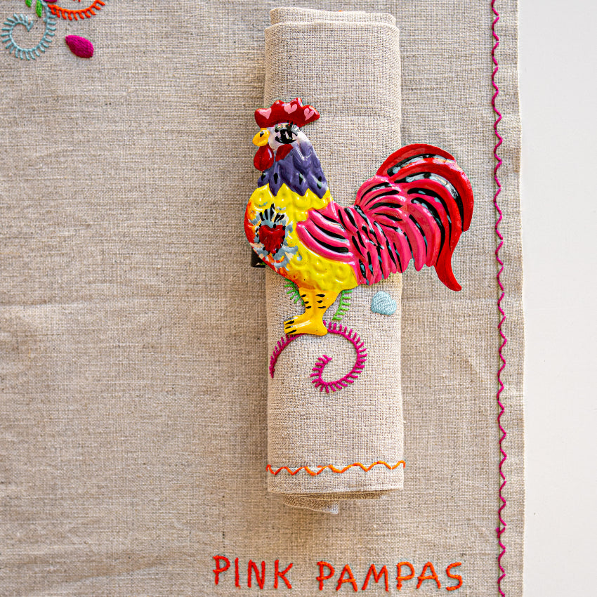decorazione accessorio da tavola portatovagliolo con animale gallo in metallo colorato fatto a mano artigianale messicano 